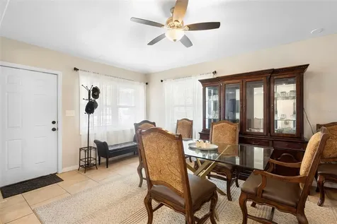 389 Park Avenue Orange City FL 32763
