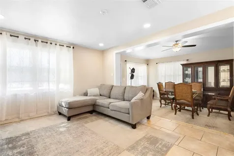 389 Park Avenue Orange City FL 32763
