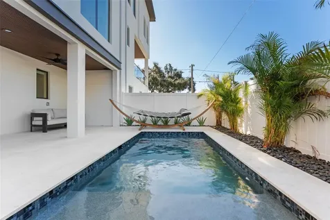 2502 N Highland Avenue Tampa FL 33602