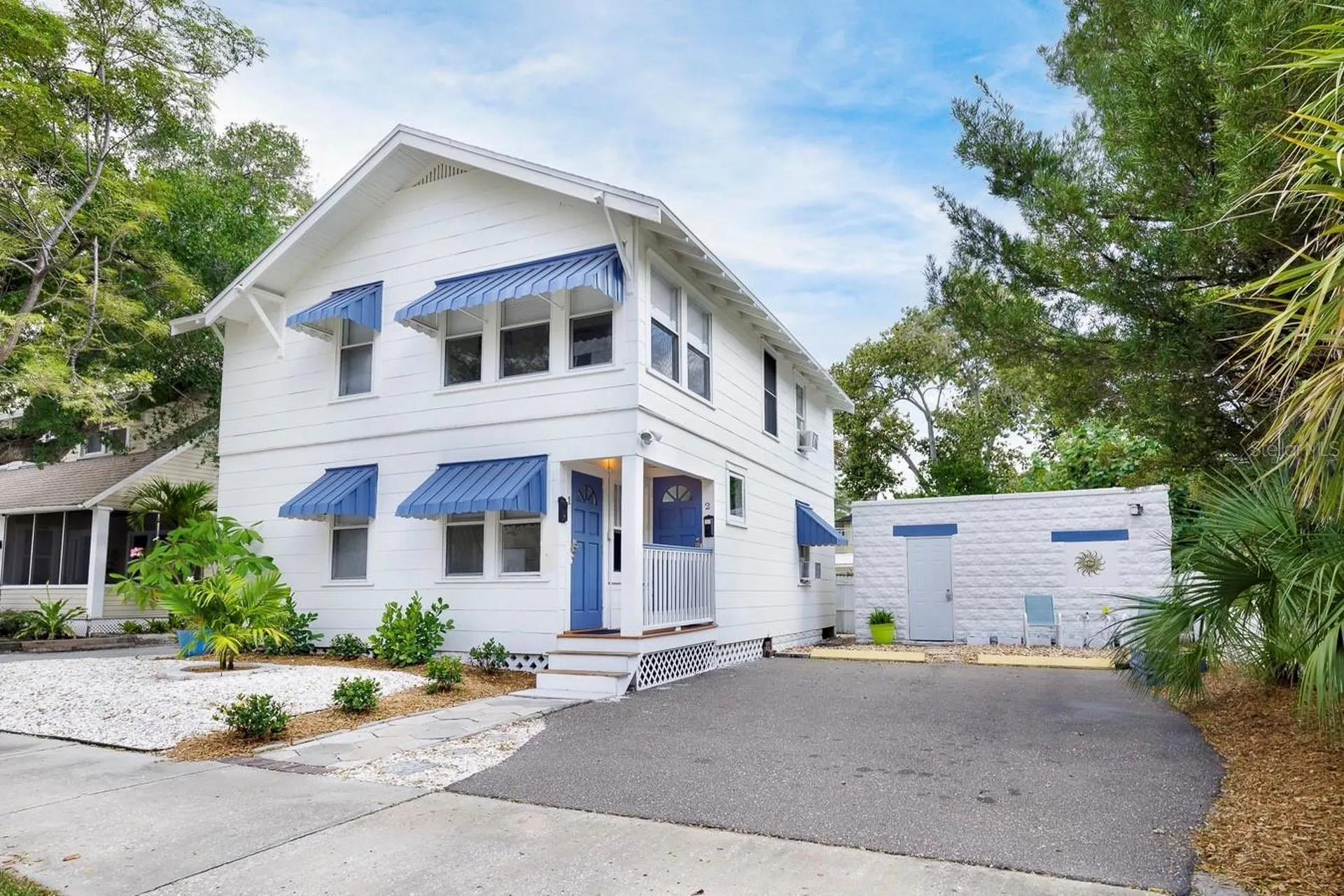 1043 7th Avenue N St Petersburg FL 33705