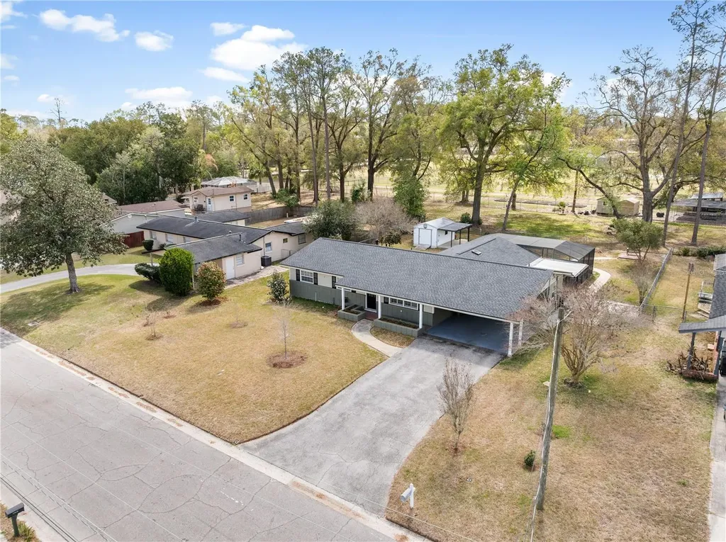 1748 NE 7th Street Ocala FL 34470