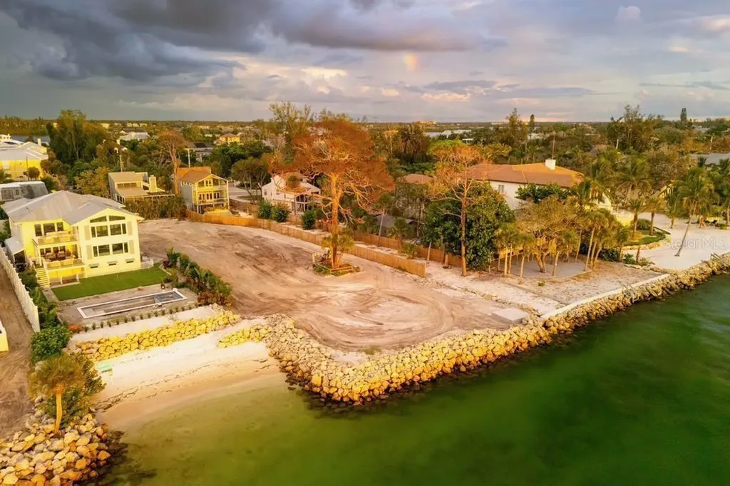 4050 Higel Avenue Sarasota FL 34242