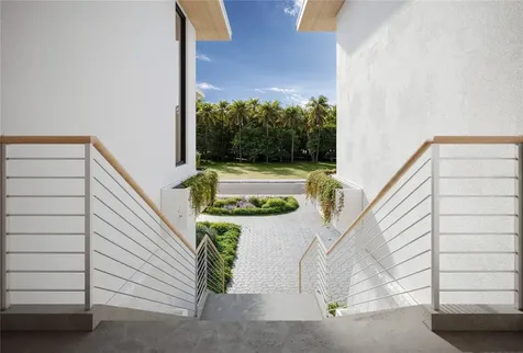 4050 Higel Avenue Sarasota FL 34242