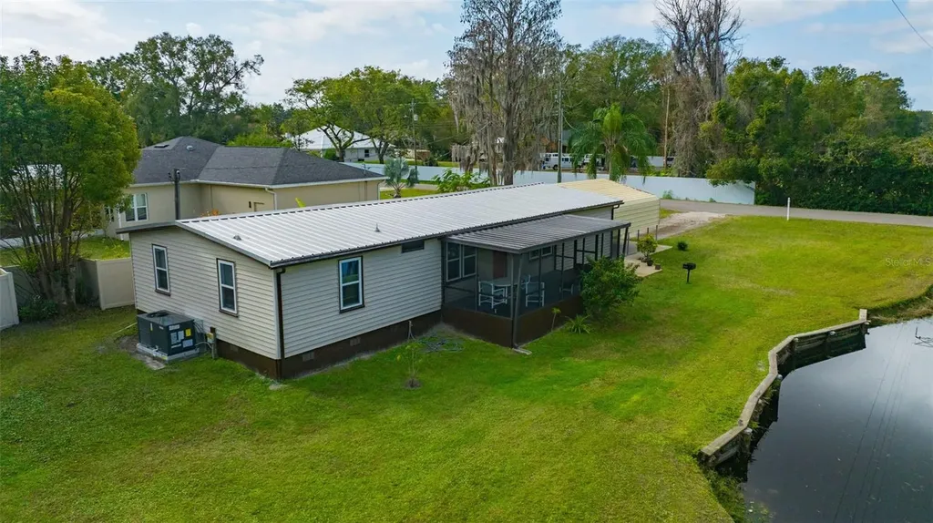 15615 Willowdale Road Tampa FL 33625