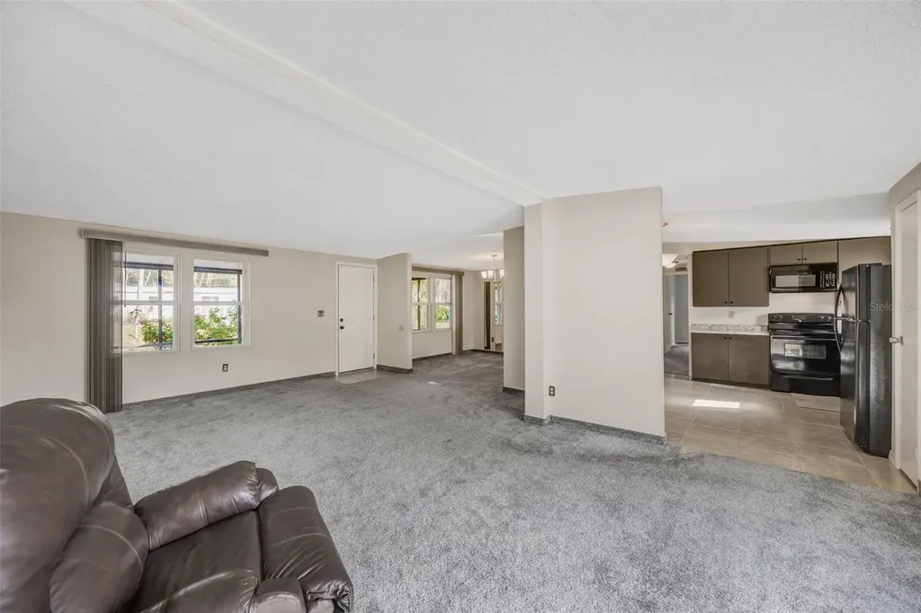 15615 Willowdale Road Tampa FL 33625