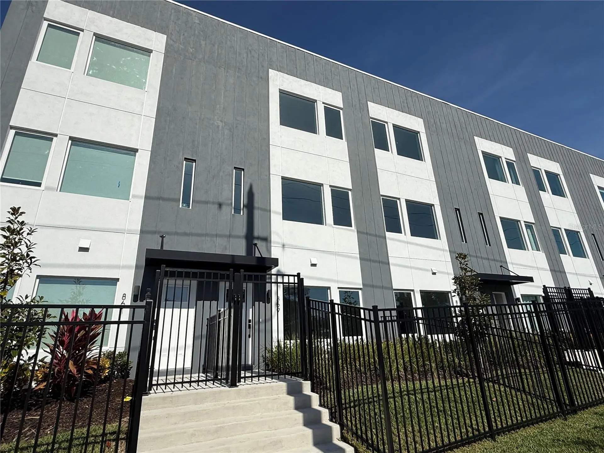 859 6th Avenue S St Petersburg FL 33701