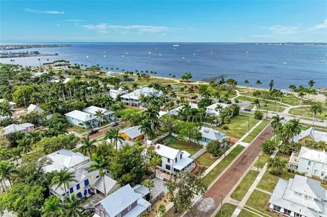 123 Gill Street Punta Gorda FL 33950