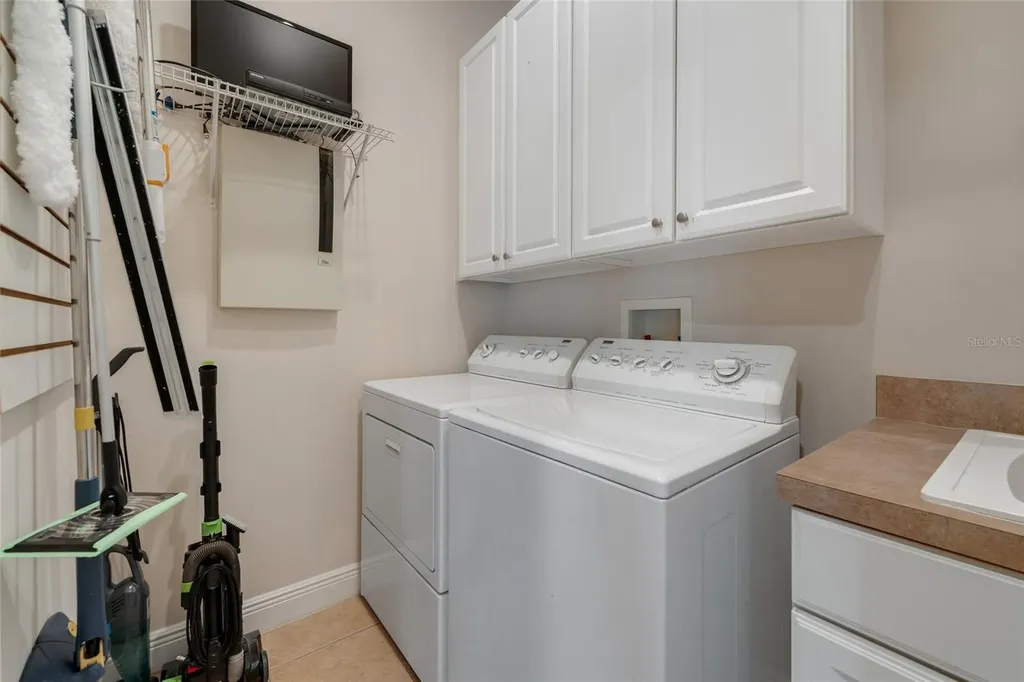 1027 Juel Street Orlando FL 32814