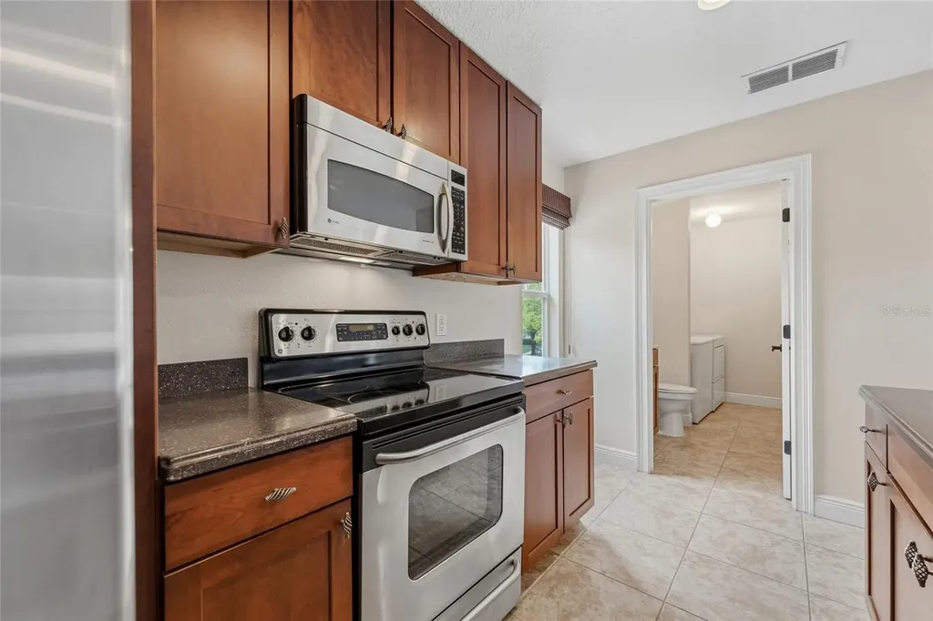 1027 Juel Street Orlando FL 32814