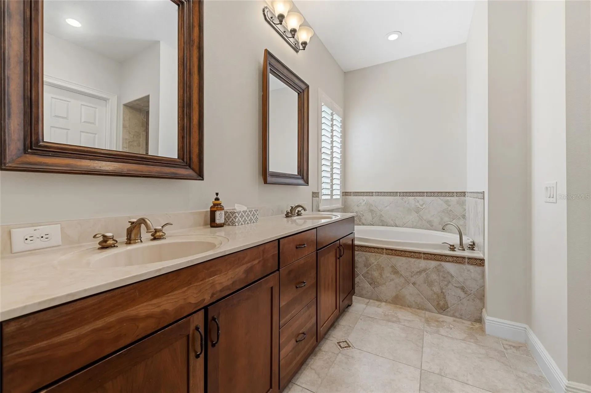 1027 Juel Street Orlando FL 32814