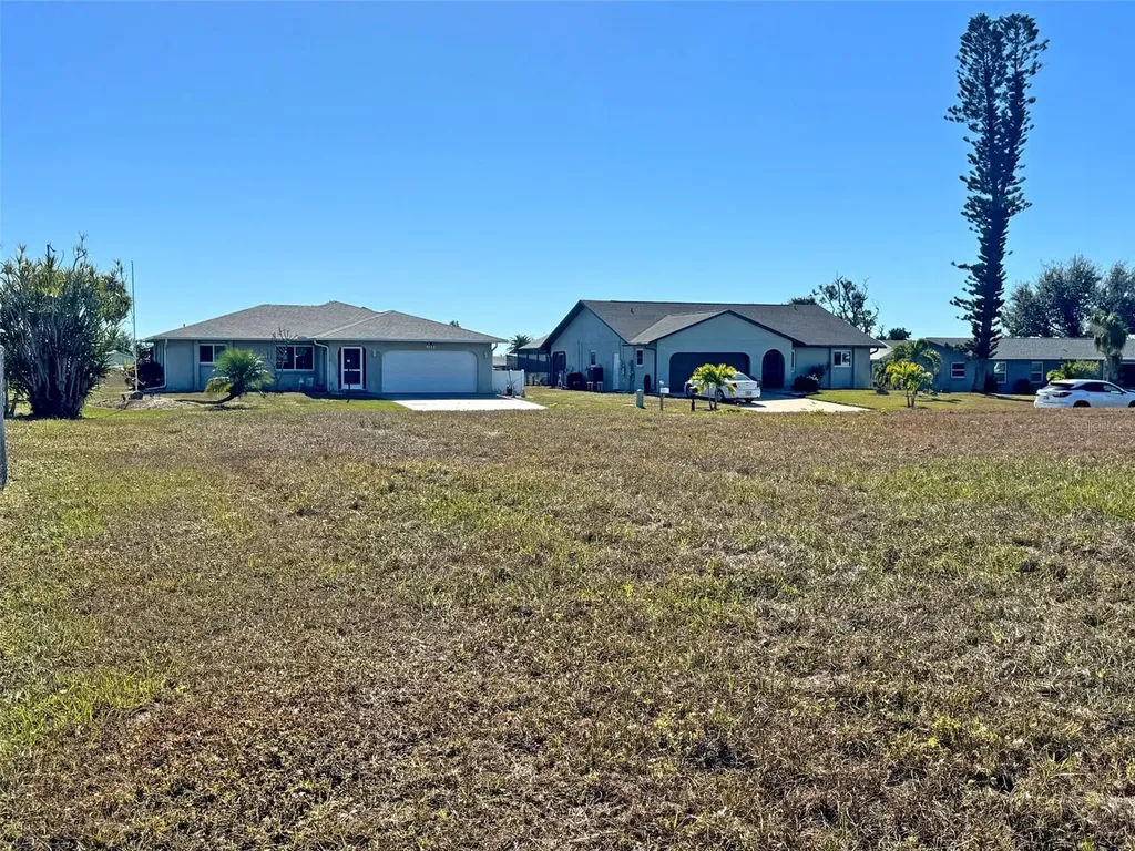 151 Caddy Road Rotonda West FL 33947