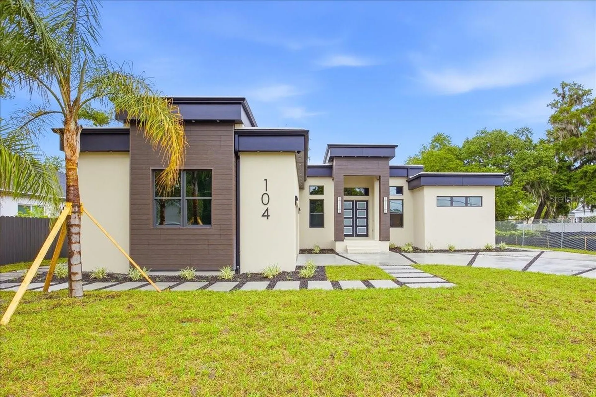 104 S Maki Road Plant City FL 33563