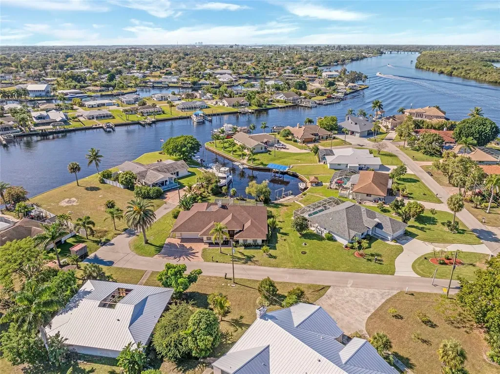 13388 Journeys End Fort Myers FL 33905