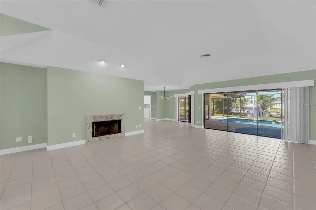 13388 Journeys End Fort Myers FL 33905