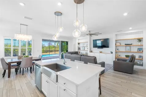 5557 Silver Sun Drive Apollo Beach FL 33572