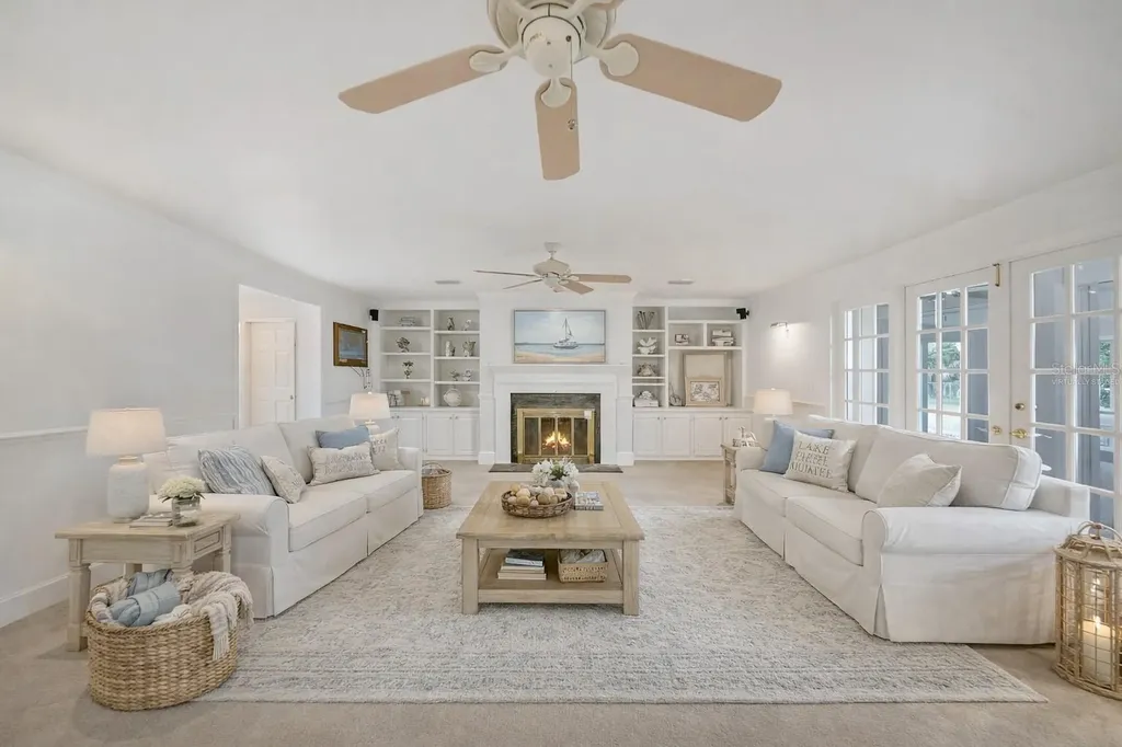 24358 SW Kingsway Circle Lake Suzy FL 34269
