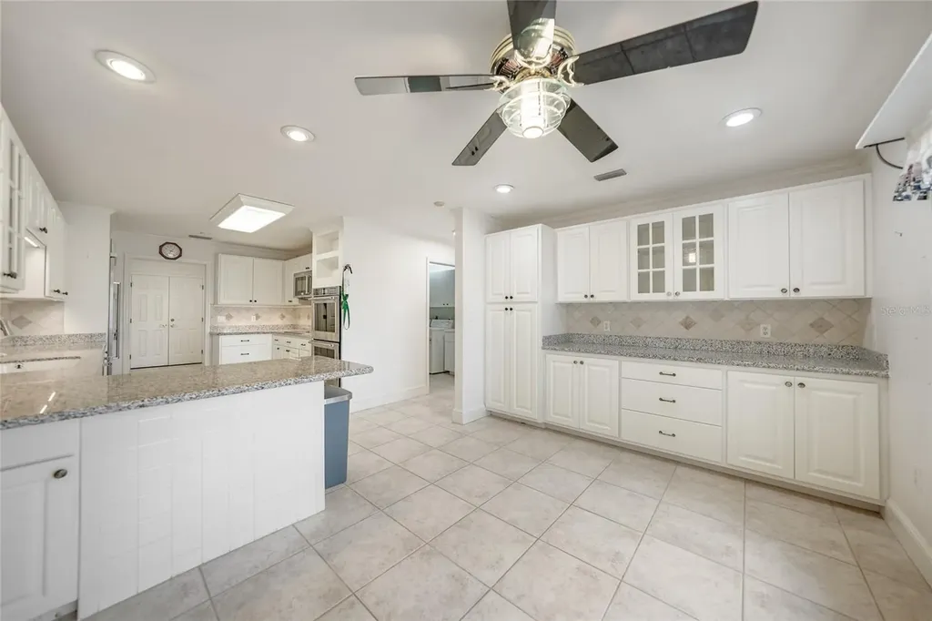 24358 SW Kingsway Circle Lake Suzy FL 34269