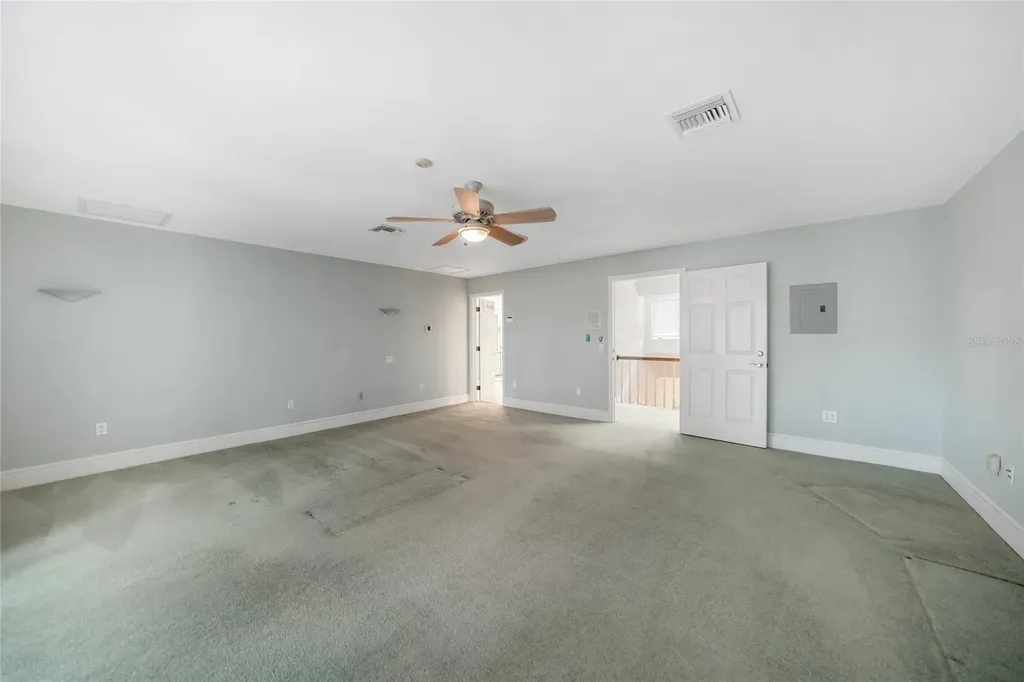 24358 SW Kingsway Circle Lake Suzy FL 34269
