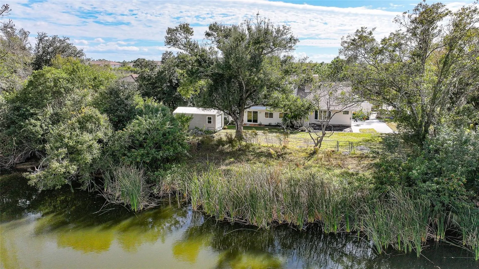 24358 SW Kingsway Circle Lake Suzy FL 34269