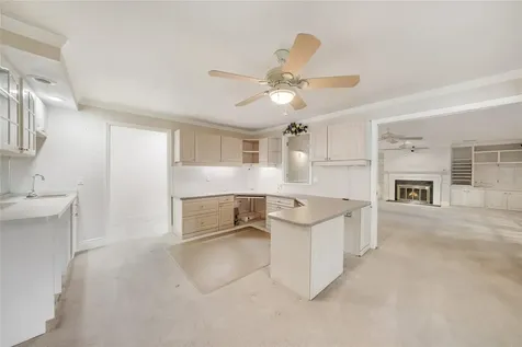 24358 SW Kingsway Circle Lake Suzy FL 34269