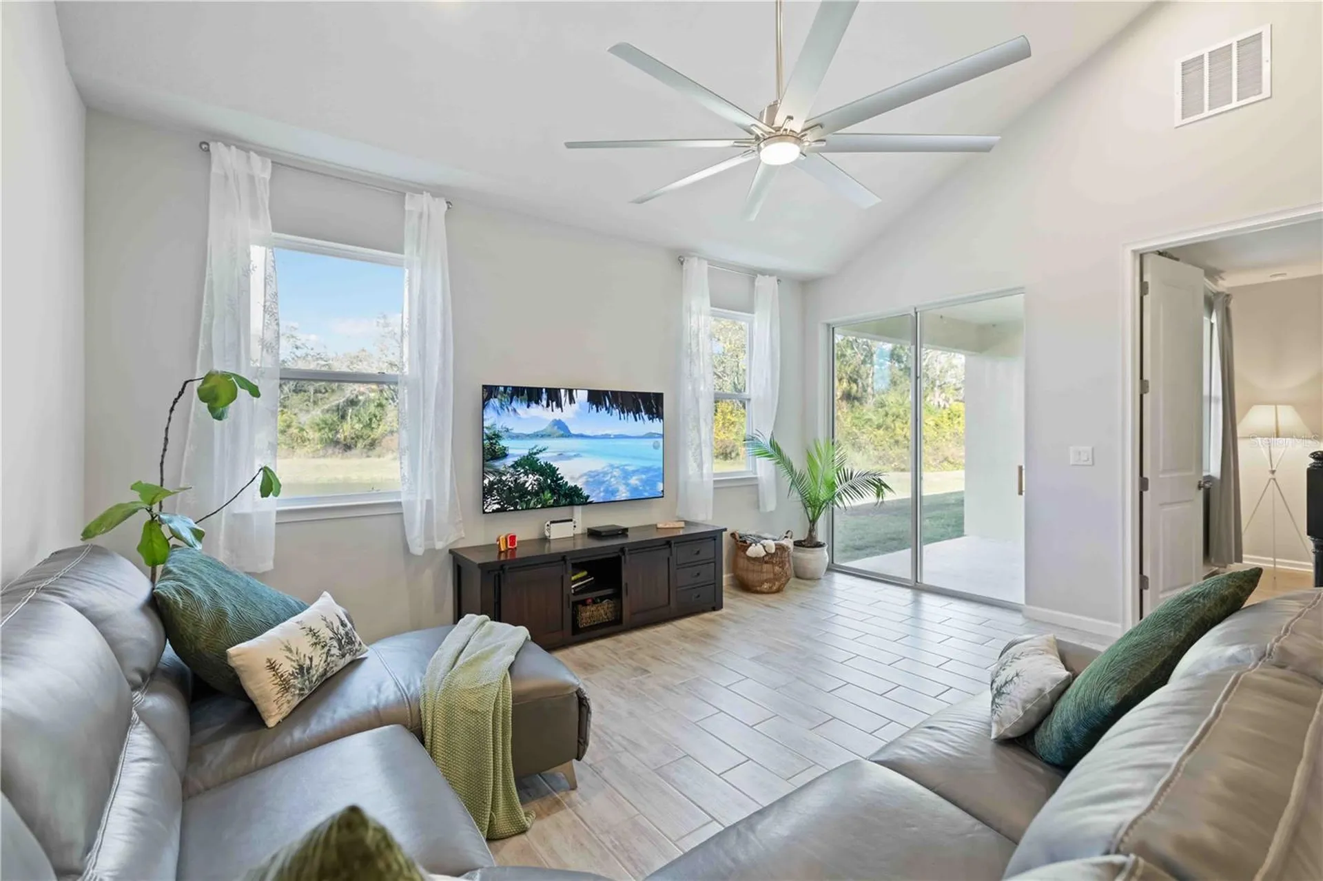 5658 Silverbridge Trail Bradenton FL 34211