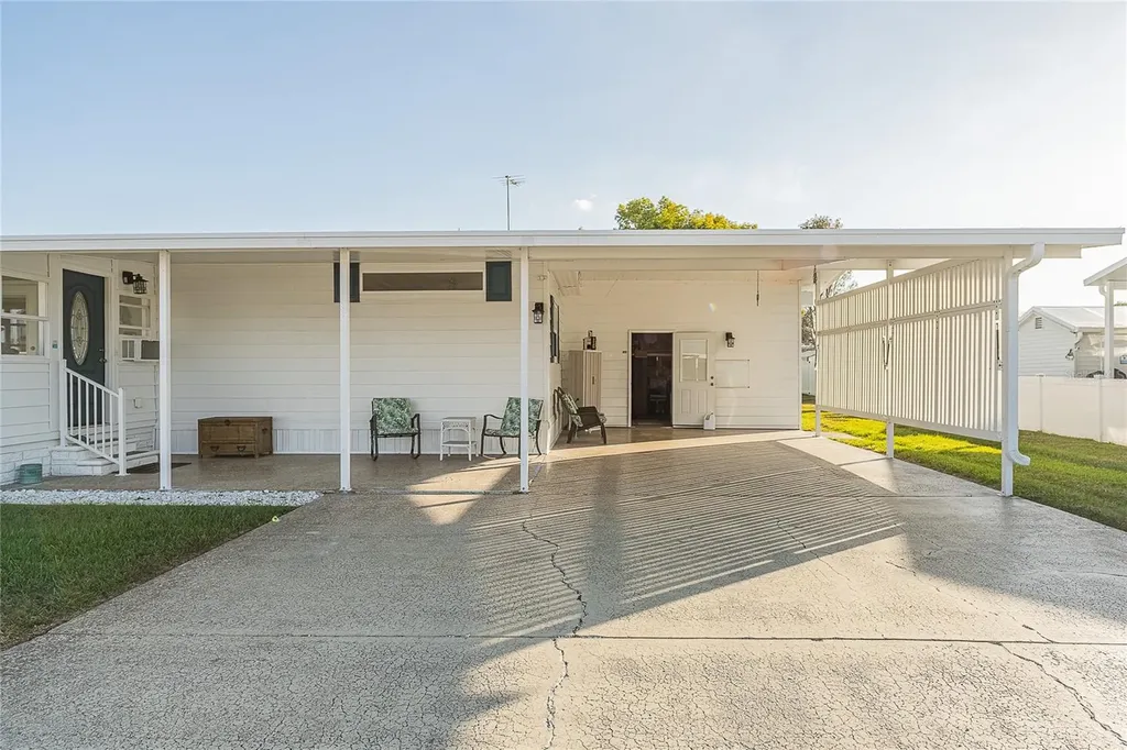 5421 Mohawk Street Zephyrhills FL 33542
