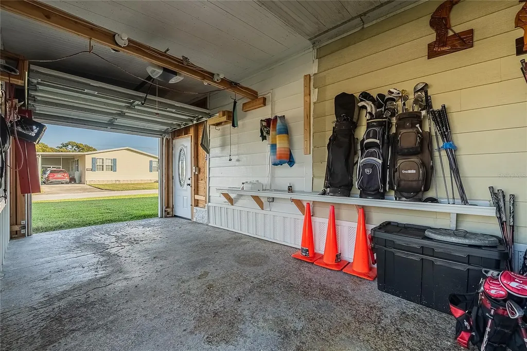 5421 Mohawk Street Zephyrhills FL 33542