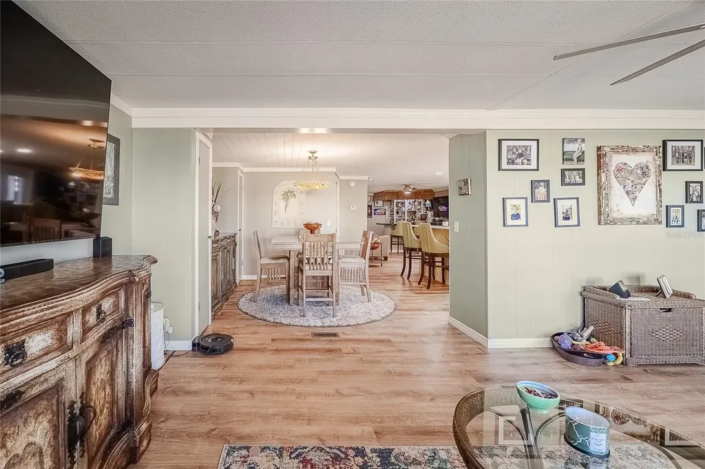 5421 Mohawk Street Zephyrhills FL 33542