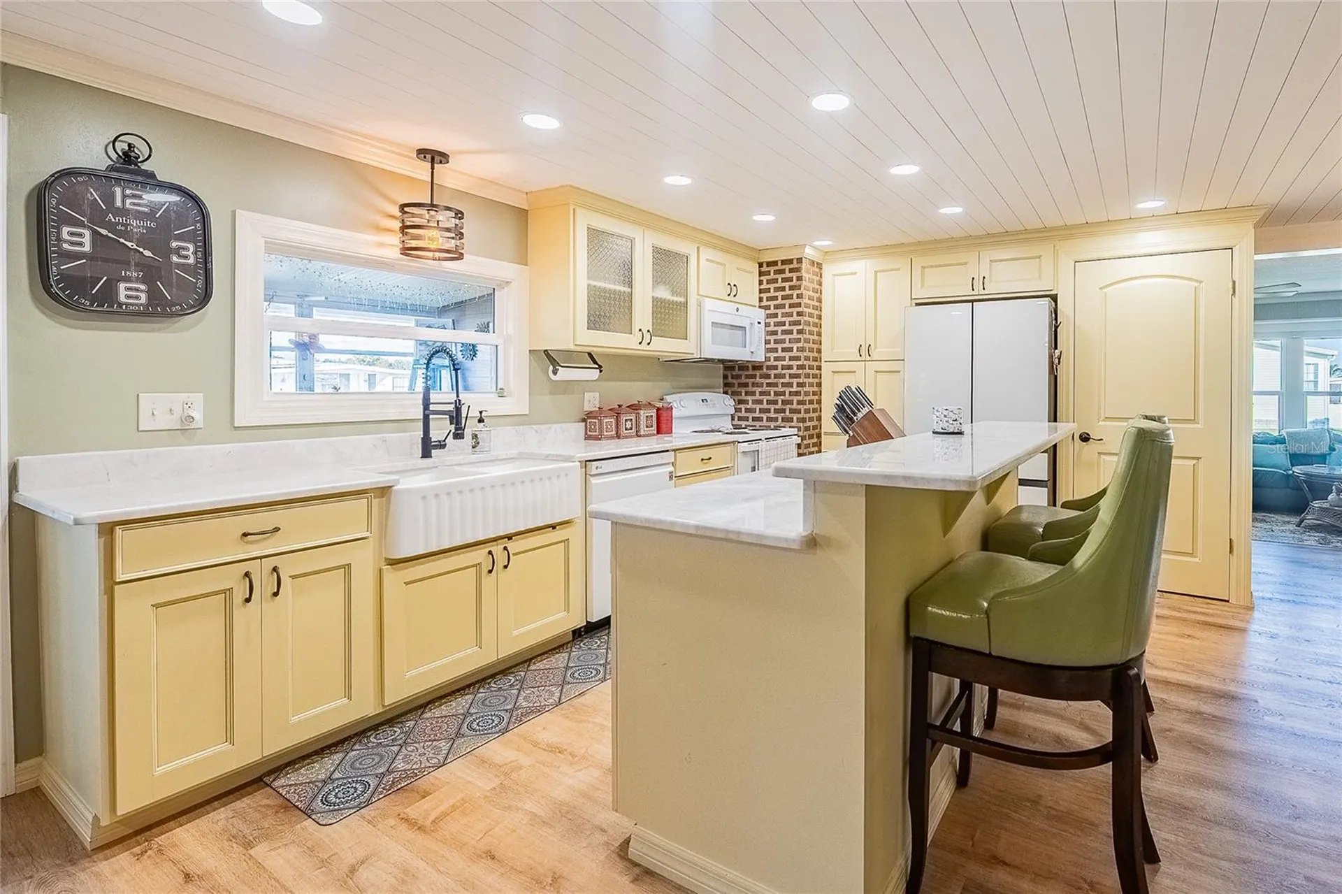5421 Mohawk Street Zephyrhills FL 33542