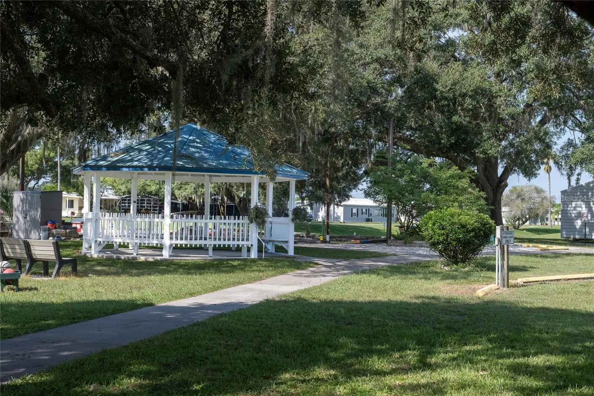 5421 Mohawk Street Zephyrhills FL 33542