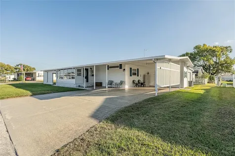 5421 Mohawk Street Zephyrhills FL 33542