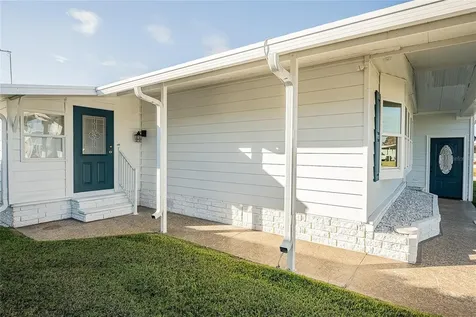 5421 Mohawk Street Zephyrhills FL 33542