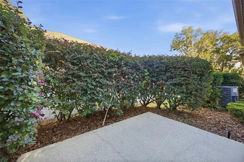2021 SE Twin Bridge Circle Ocala FL 34471
