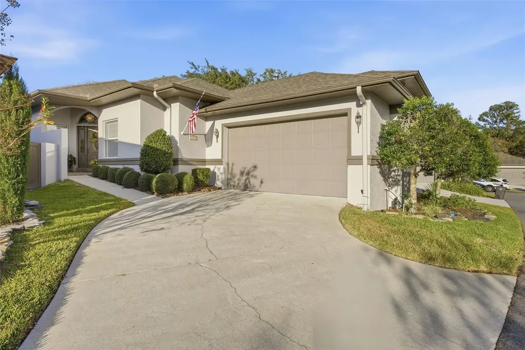 2021 SE Twin Bridge Circle Ocala FL 34471