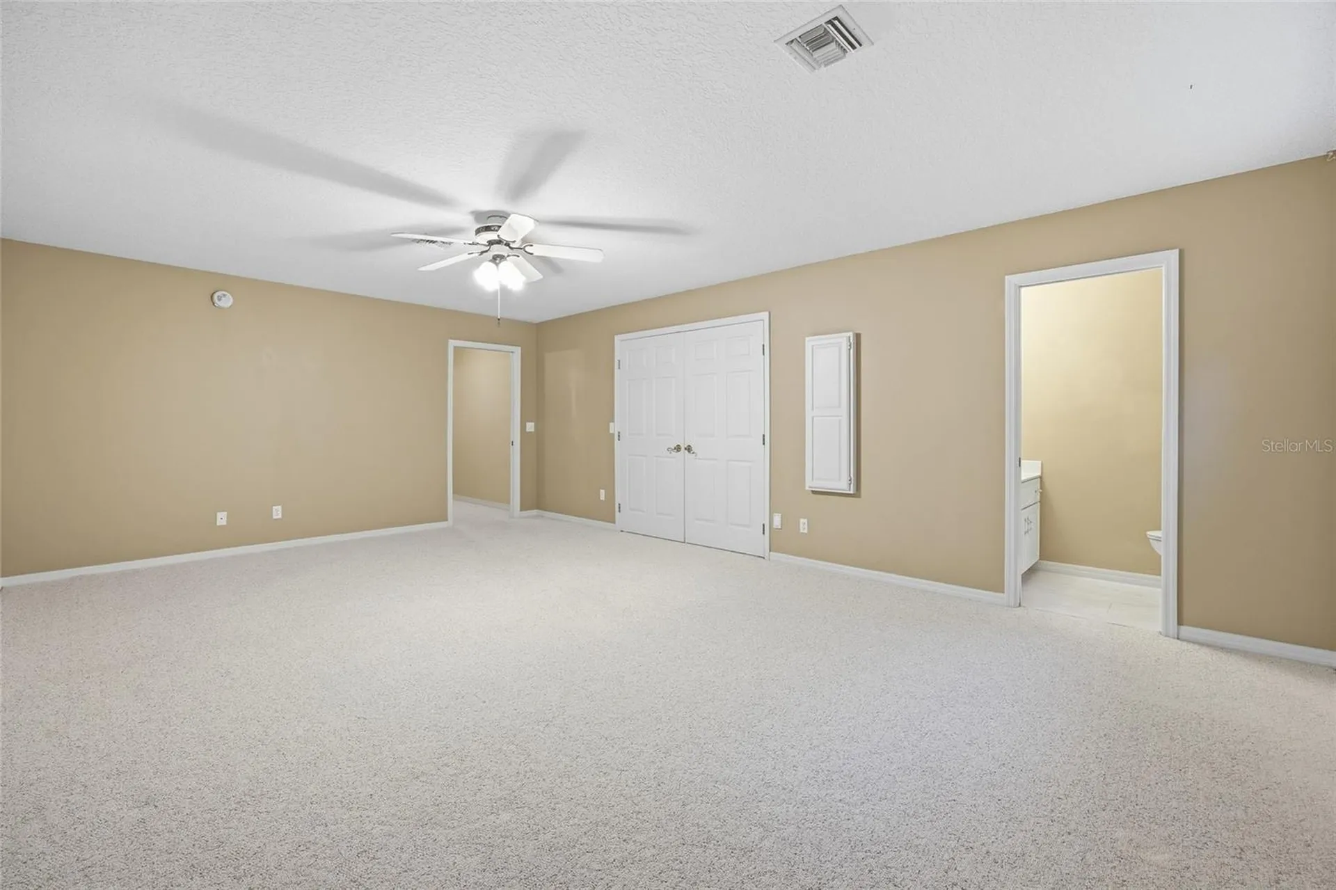 2021 SE Twin Bridge Circle Ocala FL 34471