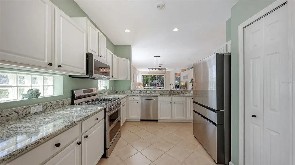 6922 Mystic Lane Sarasota FL 34243