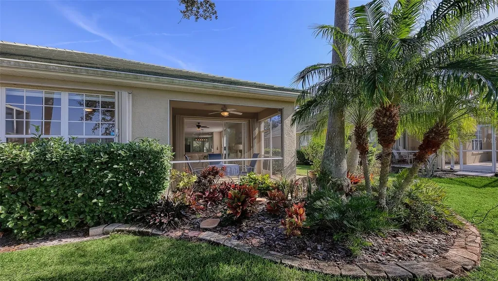 6922 Mystic Lane Sarasota FL 34243