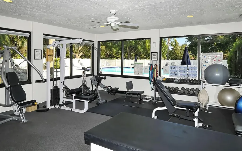 6922 Mystic Lane Sarasota FL 34243