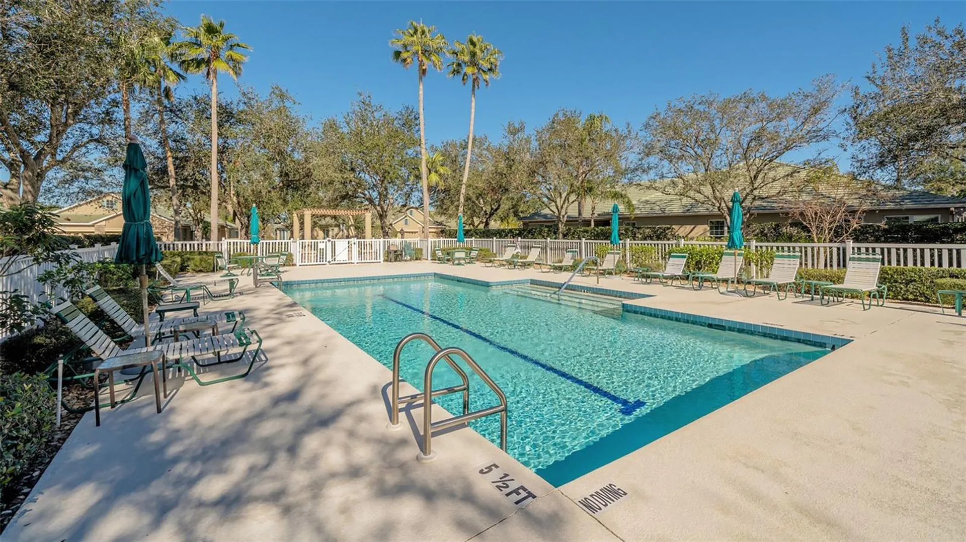 6922 Mystic Lane Sarasota FL 34243