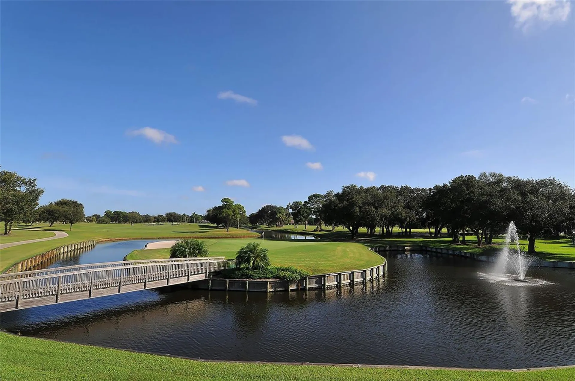 6922 Mystic Lane Sarasota FL 34243