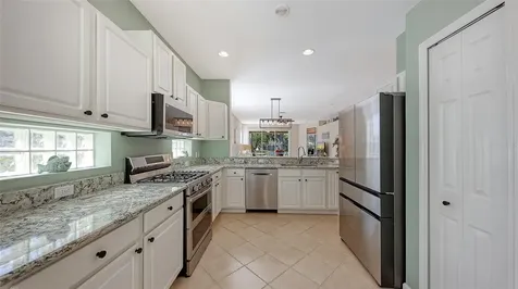6922 Mystic Lane Sarasota FL 34243