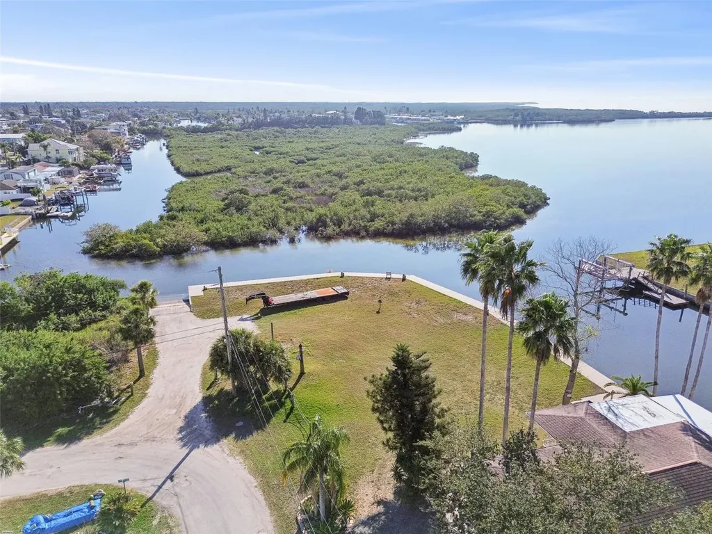 6374 Boatyard Drive Hudson FL 34667