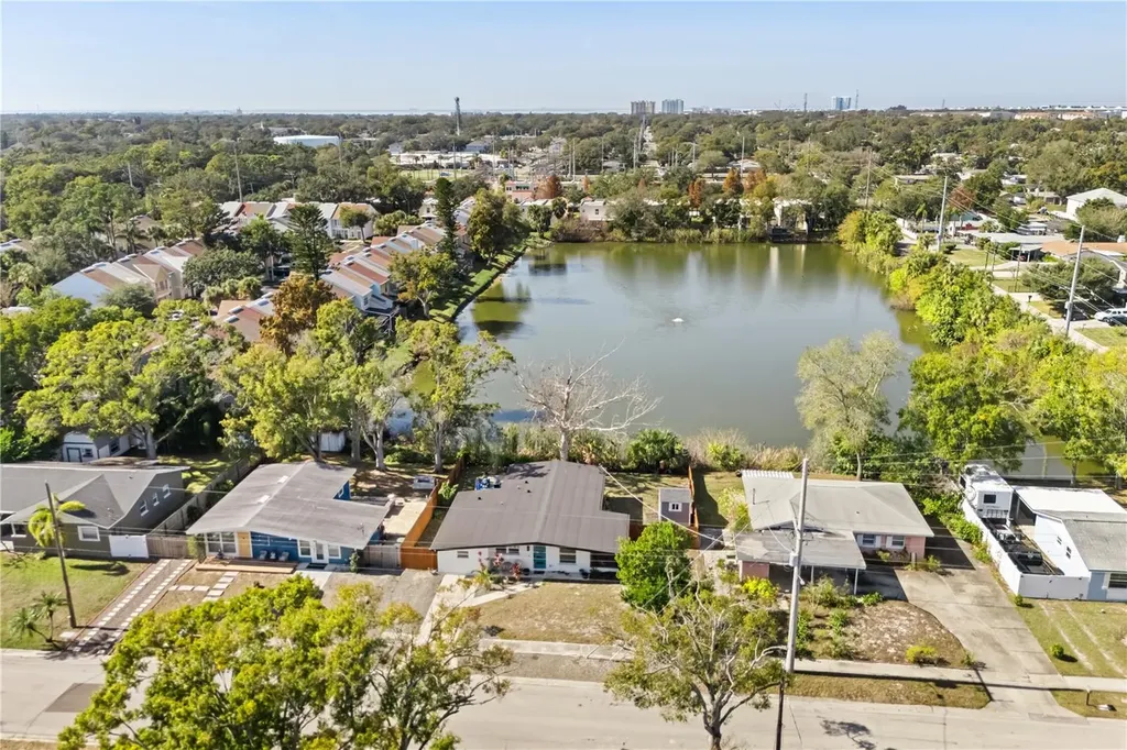 5611 S Sheridan Road Tampa FL 33611