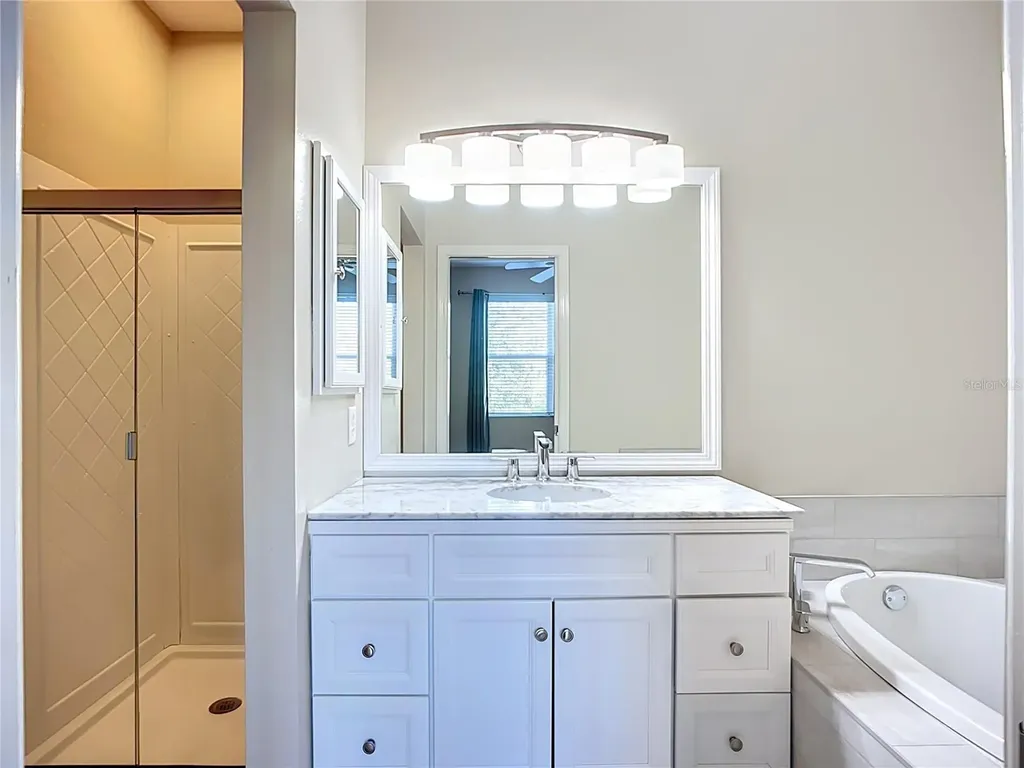 3884 Deberry Drive Sarasota FL 34233