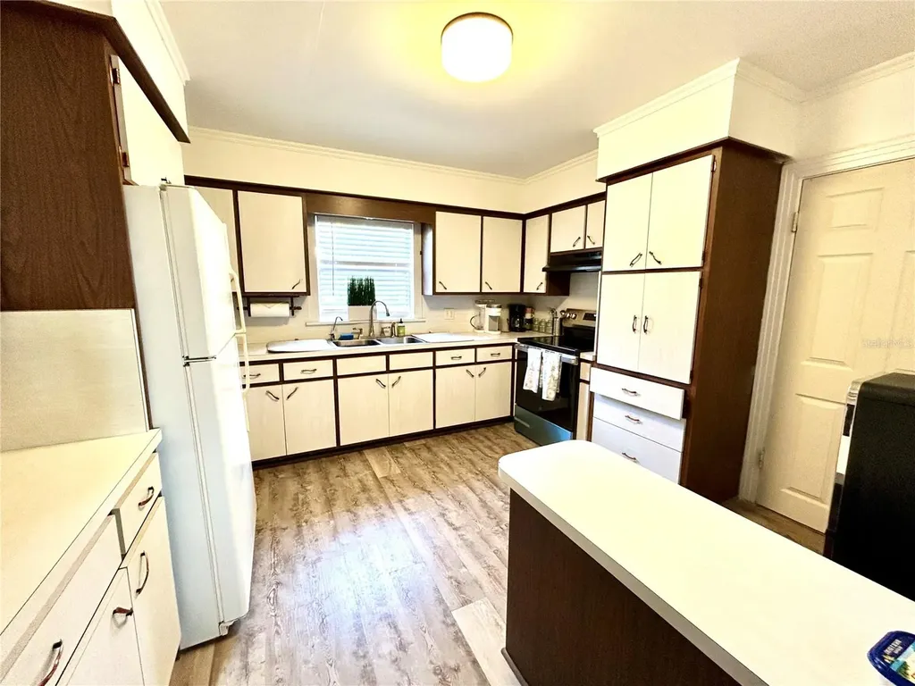 265 W Bay Avenue Longwood FL 32750