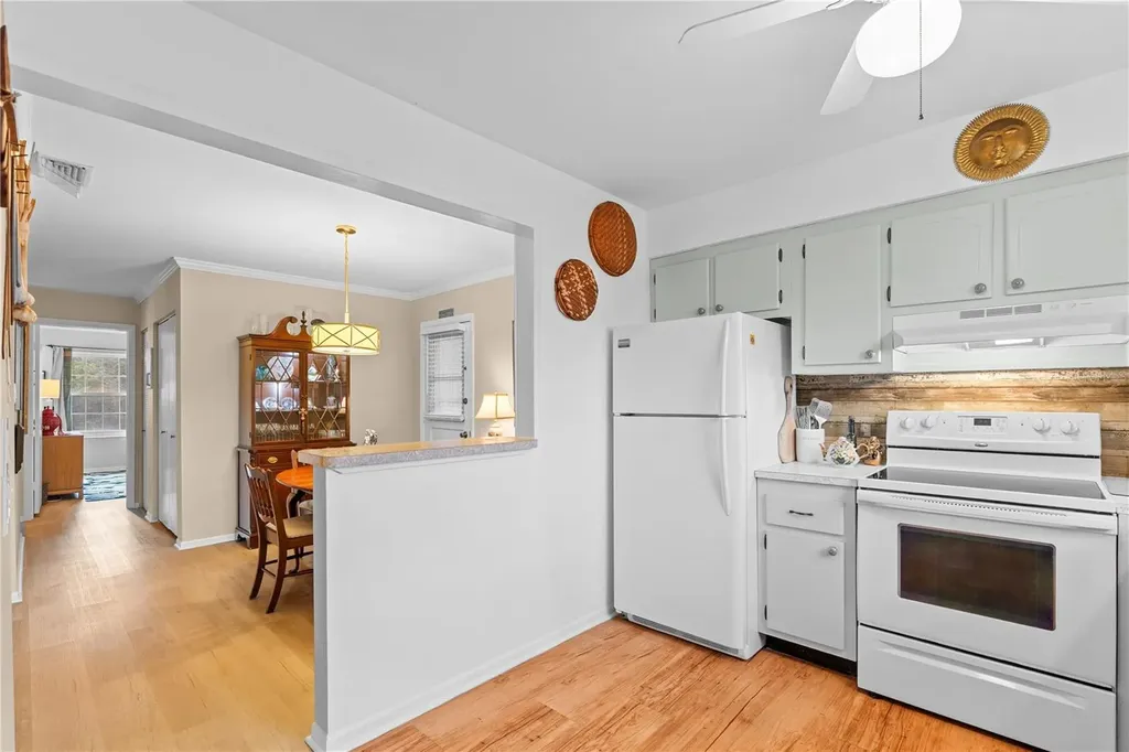 3910 37th Street S St Petersburg FL 33711