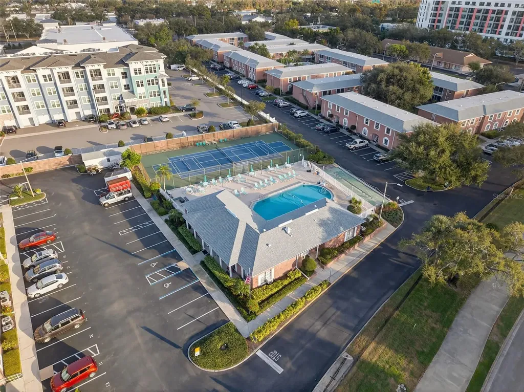 3910 37th Street S St Petersburg FL 33711
