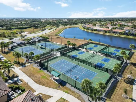 20700 Granlago Drive Venice FL 34293