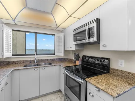 1290 Gulf Boulevard Clearwater Beach FL 33767