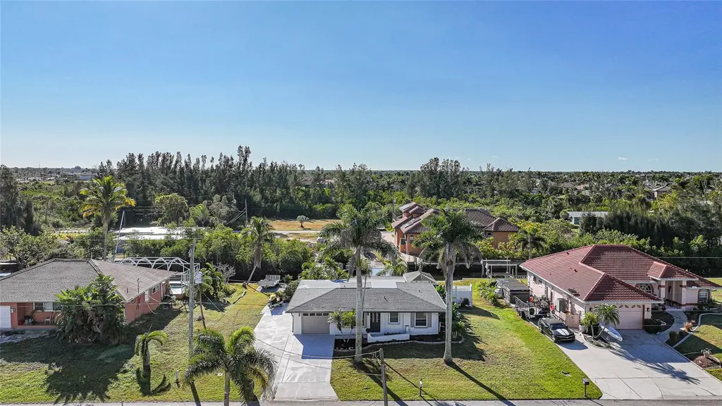 141 Singapore Road Punta Gorda FL 33950